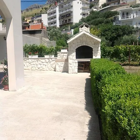 Ante Apartment