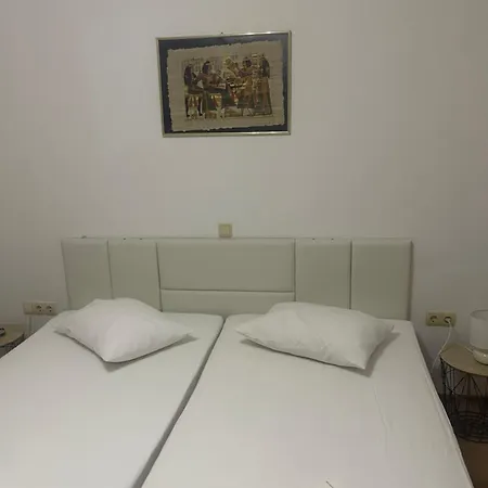 Ante Apartment Omis