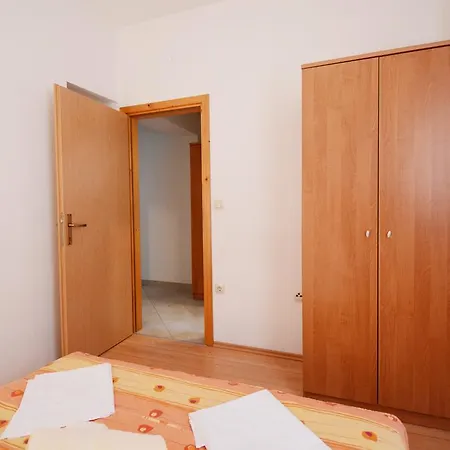 Apartment Ante *