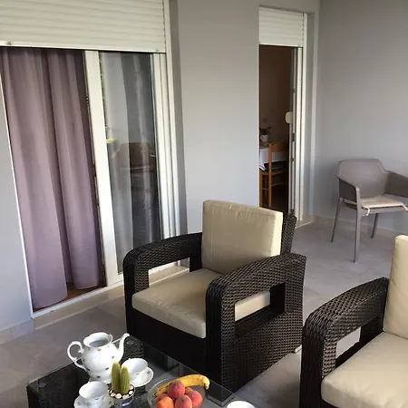 Apartment Ante