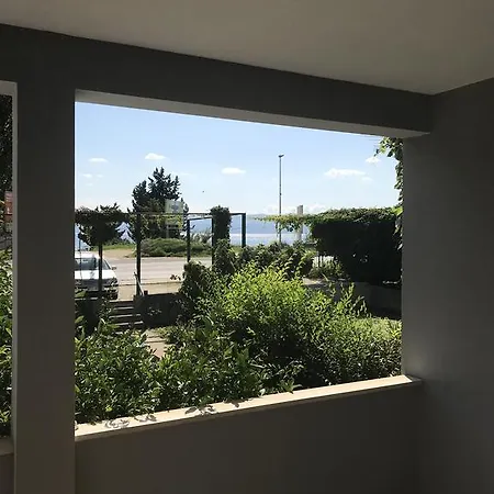 Ante Apartment *