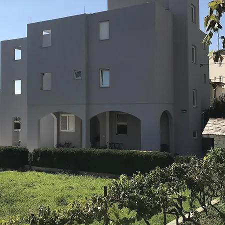 Apartment Ante Omiš