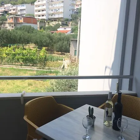 Apartment Ante