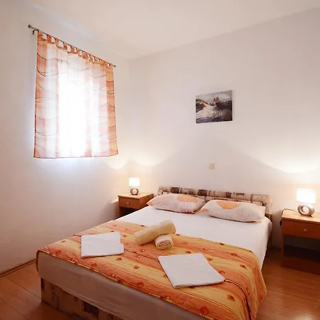 Ante * Omiš